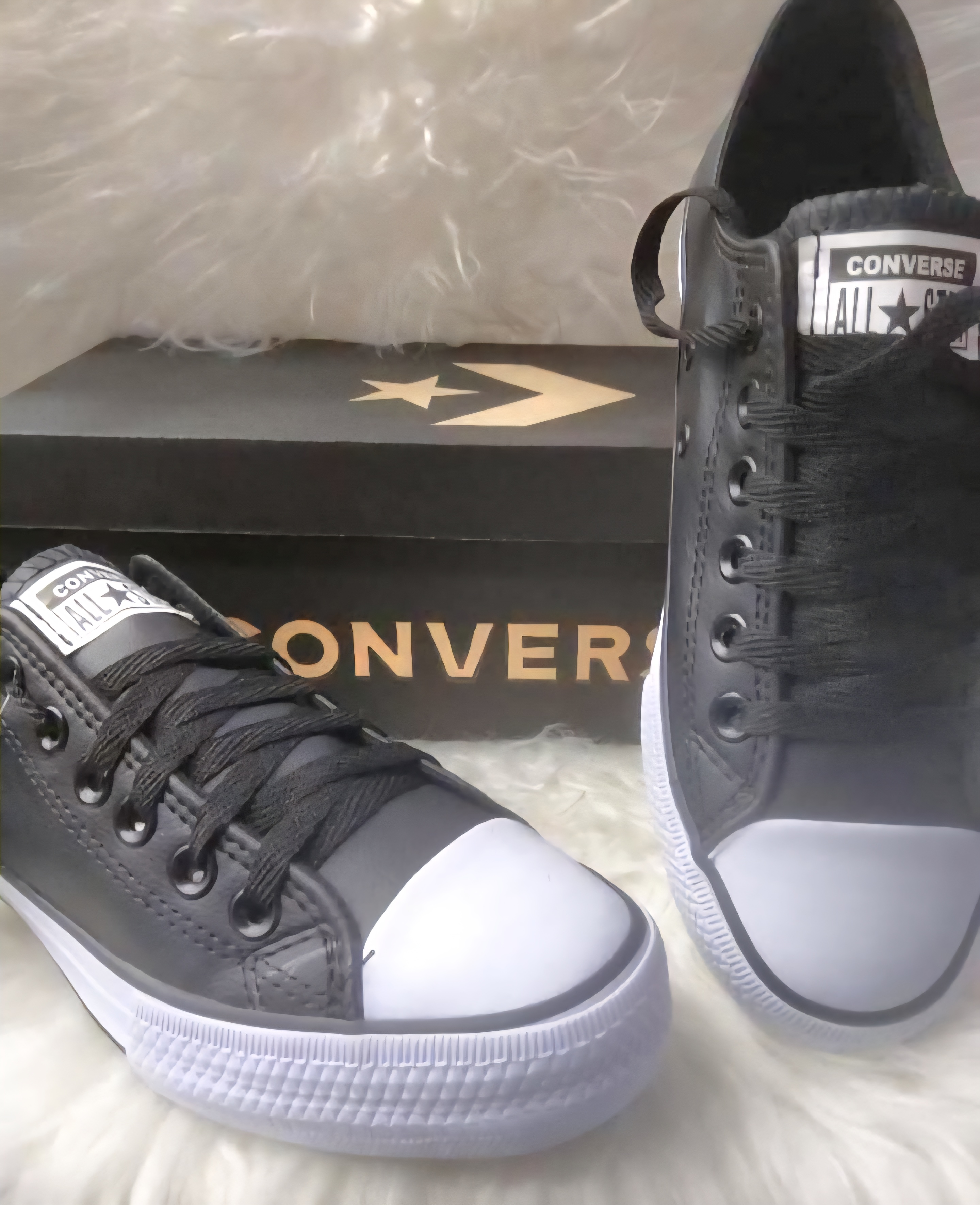 Tênis All Star - Preto com acabamento em branco