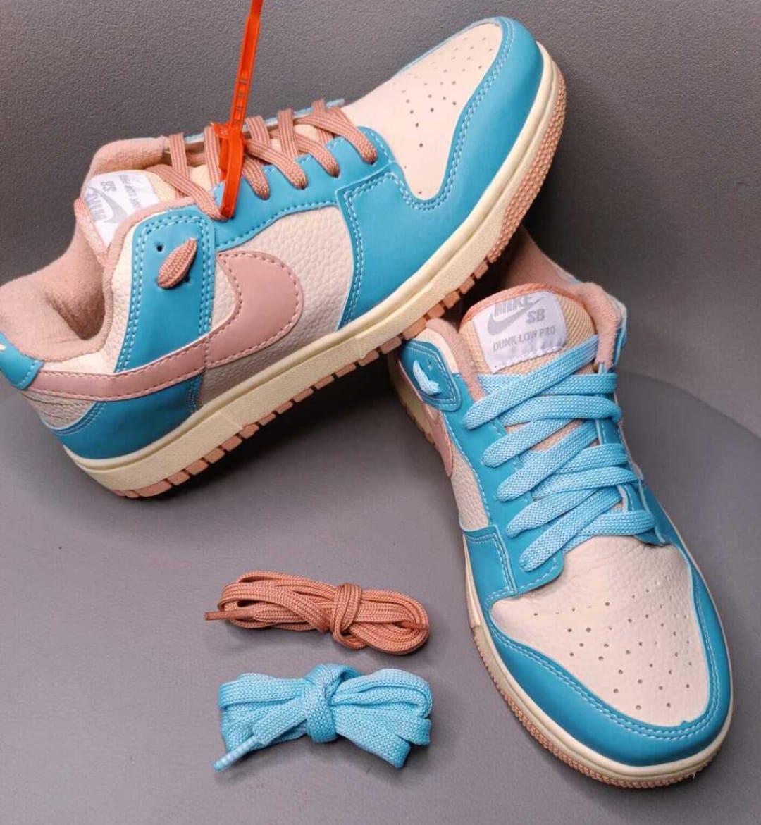 Tênis Nike Air Force 1 - BiColor