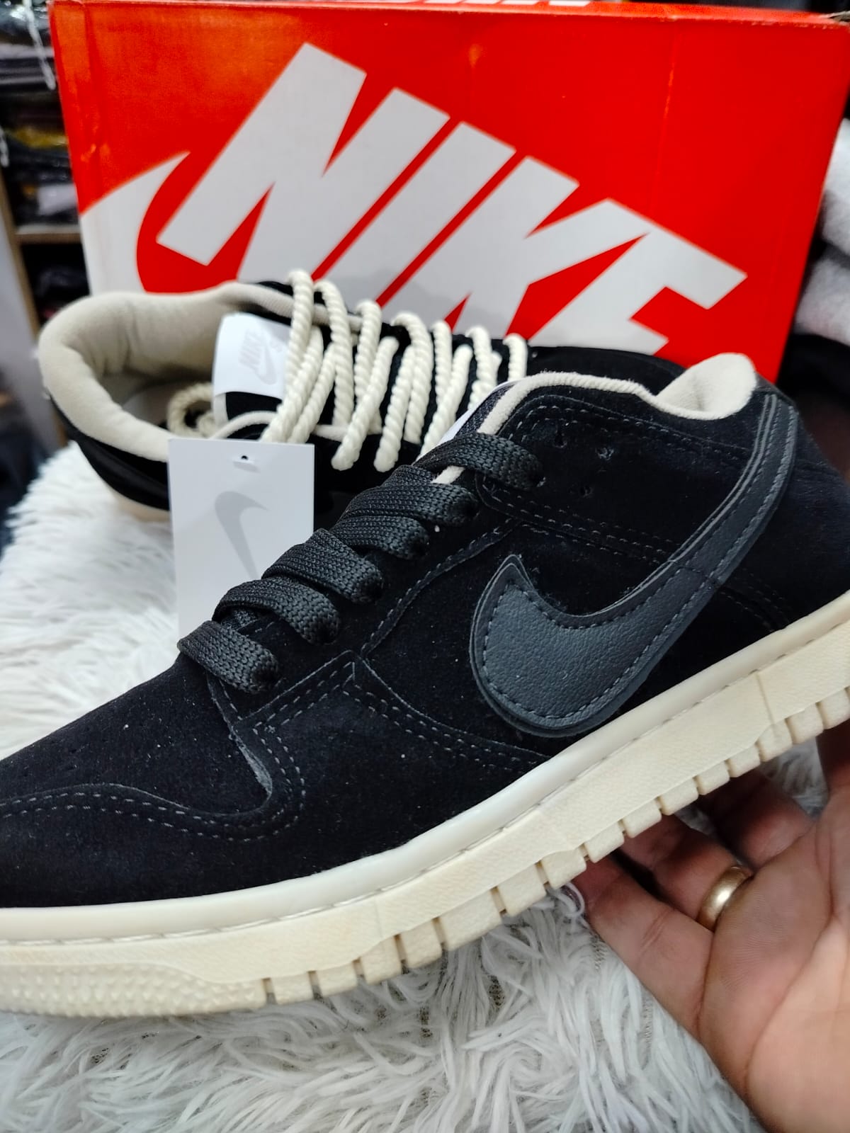 Tênis Nike Air Force 1 - Preto 2 (solado Branco)