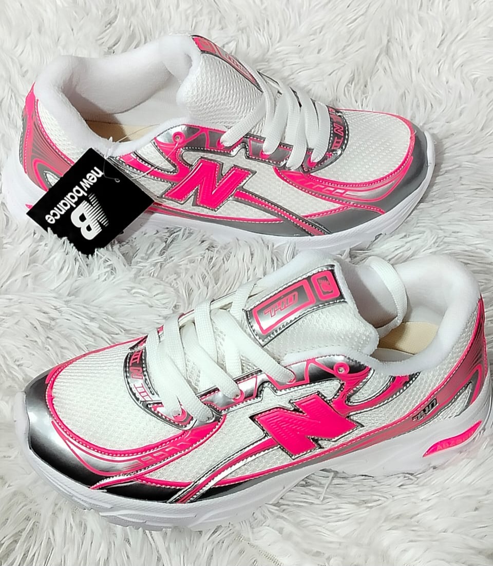 New Balance 740 - Branco e Rosa