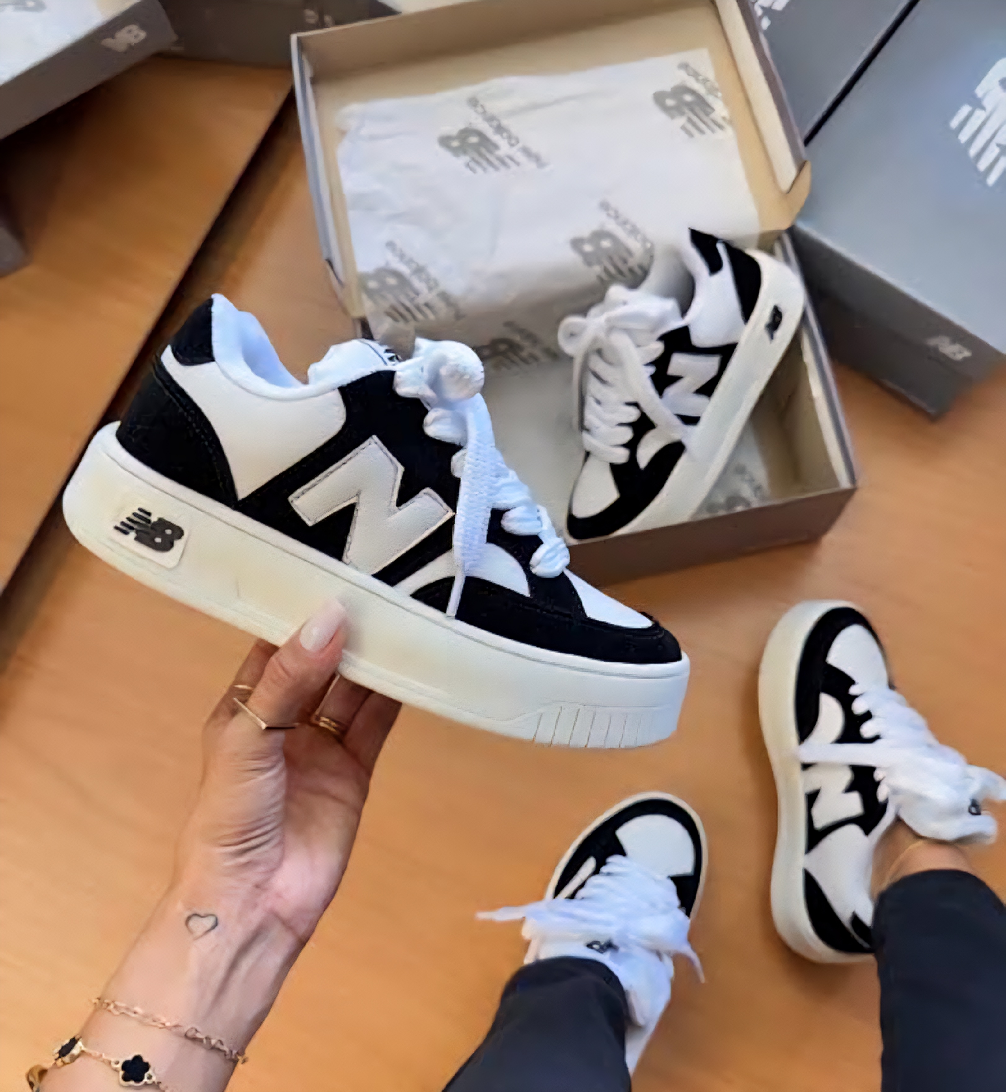 New Balance 574 – Preto e Branco